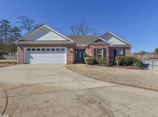 63 Park Ridge Dr, Maumelle, AR 72113