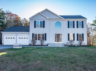 60 Joshua Ln, Taunton, MA 02780