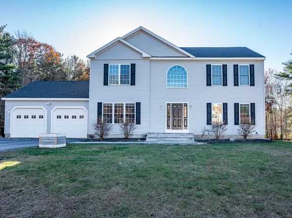 60 Joshua Ln, Taunton, MA 02780
