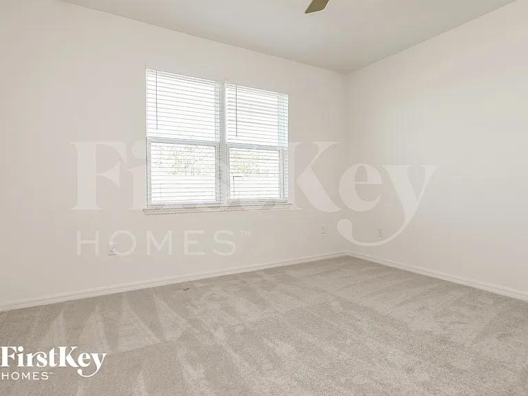 1240 Spokane Point — Photo 16