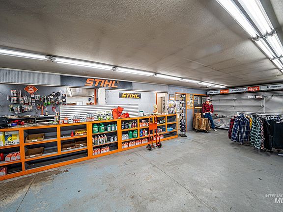 5th image of 10 S Main St