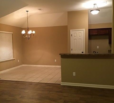 4th image of 8833 Campaldino Ave