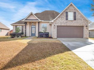 1026 Thoresby Dr, Foley, AL 36535