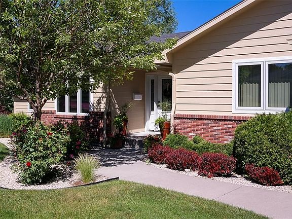 3rd image of 3011 Reimers Park Dr