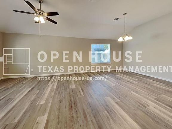3rd image of 18811 Sandia Pines Dr