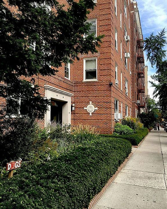 1st image of 44 Prospect Park W APT E2