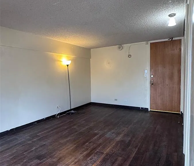 1750 Kalakaua Ave — Photo 9