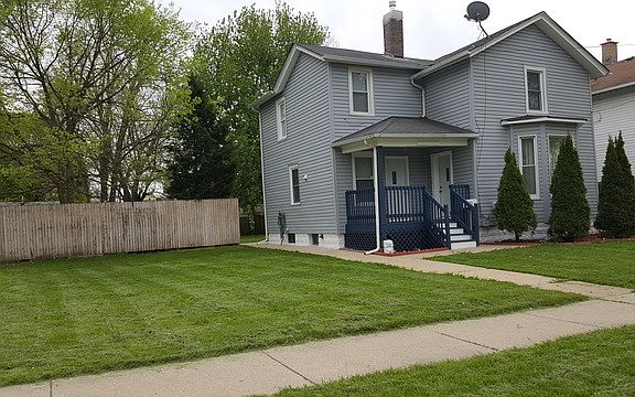 2nd image of 807 E Benton St