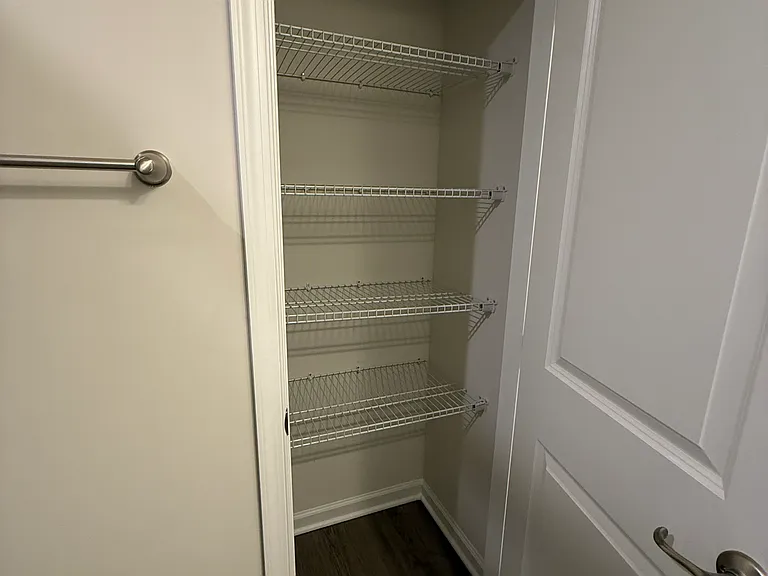 4104 Riverside Dr — Photo 10