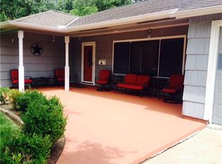 5001 Live Oak Dr, Texas City, TX 77591