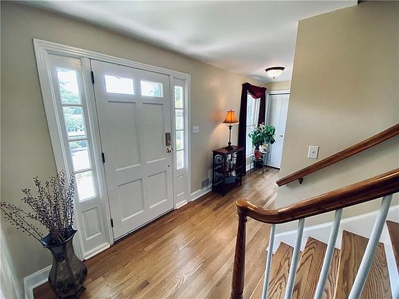 4th image of 1842 Tilton Dr