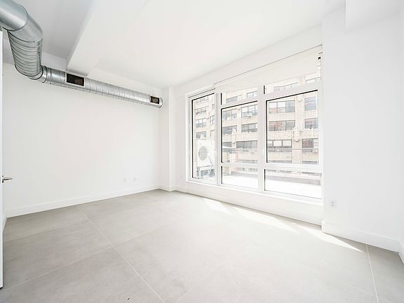 5th image of 339 W 38th St #11E