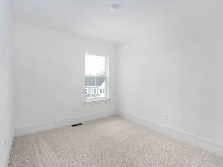 9207 Forkleaf Oak Dr — Photo 49