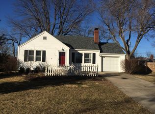 114 NE Evansdale Rd, Kansas City, MO 64116