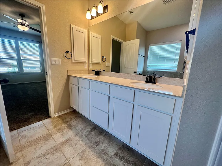 5100 Lazy Court Dr — Photo 10
