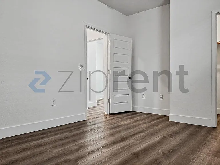 10568 Trill Way — Photo 28
