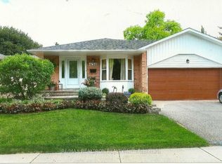 438 Bristol Rd, Newmarket, ON L3Y6T3