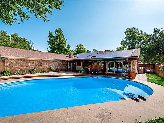 5th image of 2513 Vega St