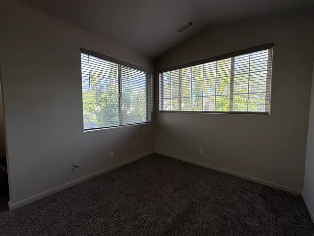 535 Warren Ct #1 — Photo 9