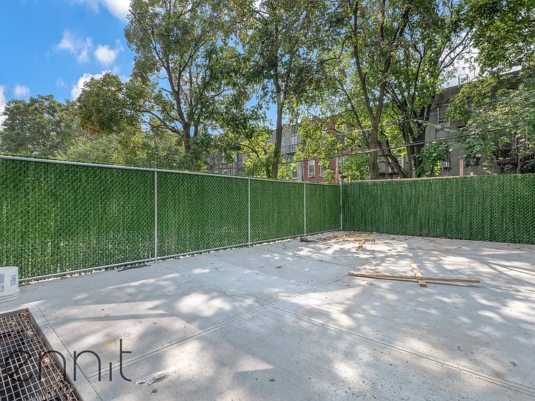 338 E 28th St #BACKYARD — Photo 14