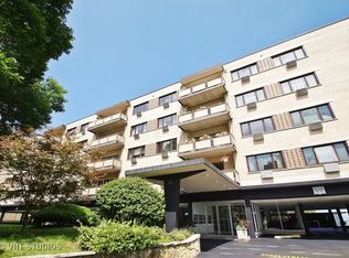 1316 W Fargo Ave APT 305, Chicago, IL 60626