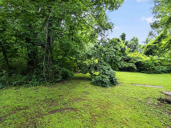 3rd image of 1841 James Rd