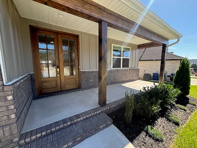 7850 Saddlebrooke Dr — Photo 8
