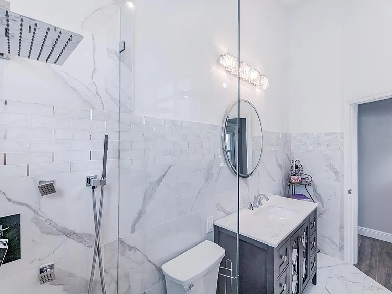 15835 Meadow Wood Dr — Photo 43