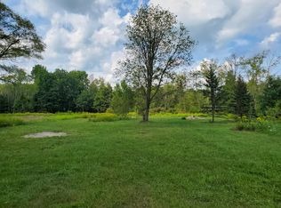 11638 E White Rd, Ravenna, MI 49451