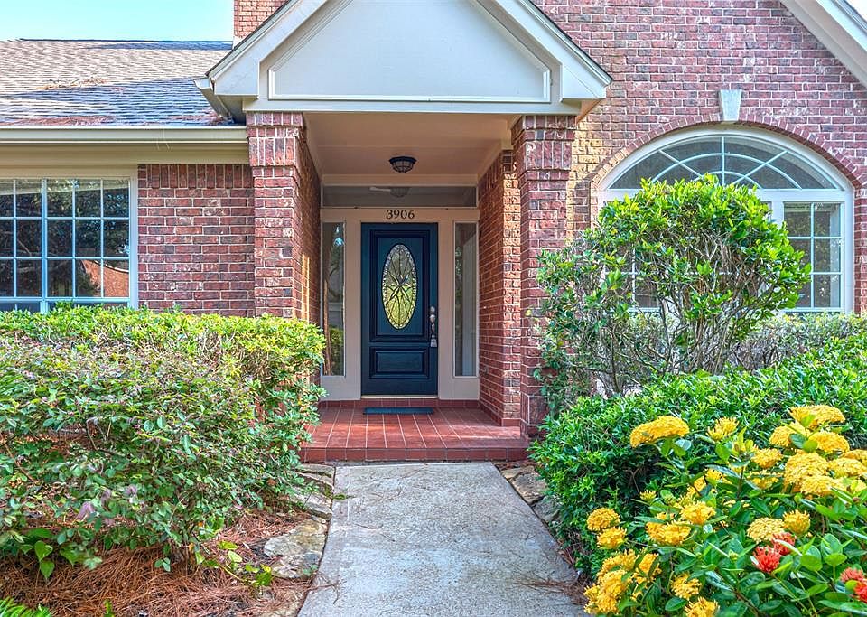 1st image of 3906 E Wisteria Cir
