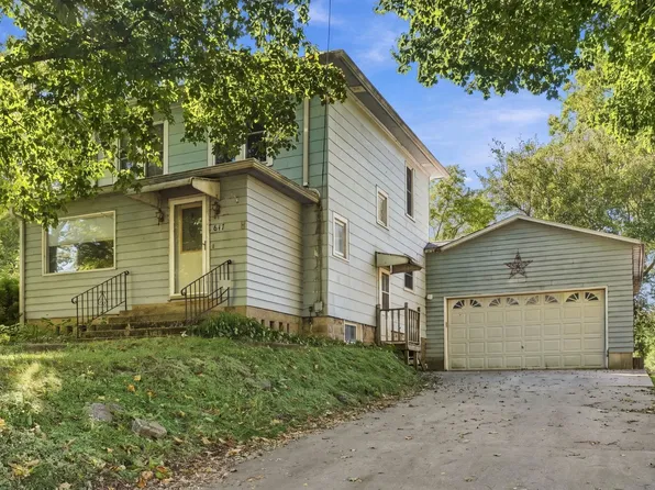617 4th Ave, Dixon, IL 61021