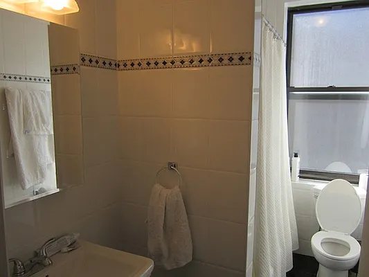 Rented by Stonecrest Realty | media 9