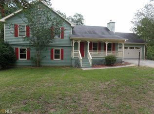 206 Deer Run Dr, Winder, GA 30680