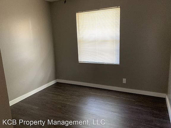 4th image of 1006 Julia Ln #1019A