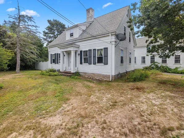 346 Summer St, Duxbury, MA 02332