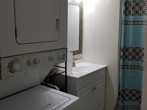 Stackable washer and dryer 