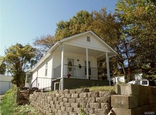 124 E Waymire Ave, Saint Louis, MO