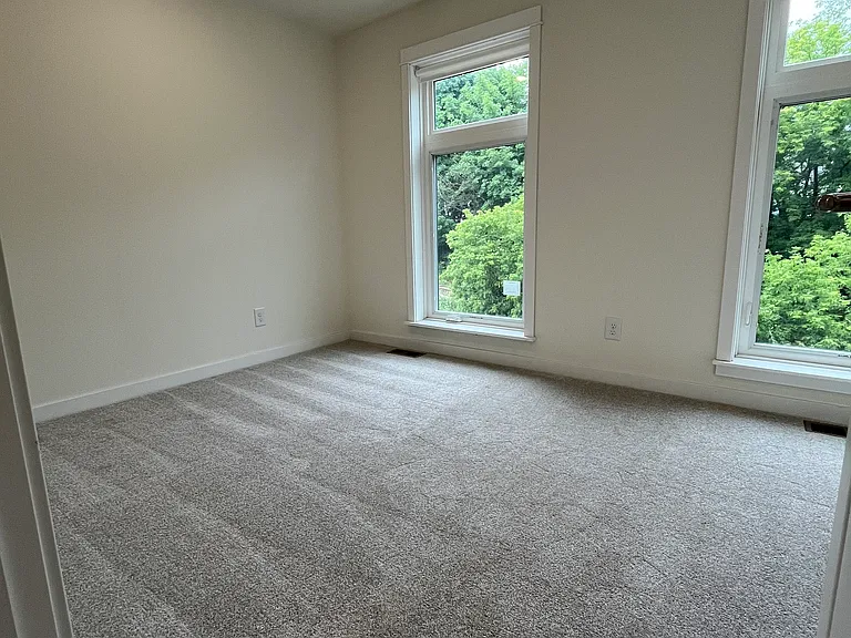 538 Lake Ave — Photo 13