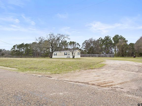 3rd image of 374 County Road 1110