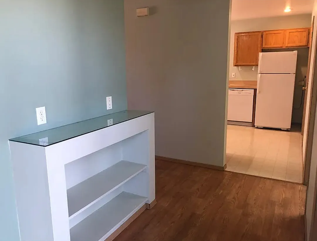 3 bed, 2.5 bath, 1526 sqft, $1,850 — Photo 2