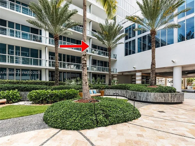 6799 Collins Ave #301 — Photo 25