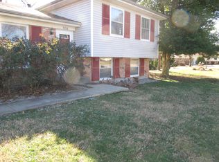 9210 Walhampton Ct, Rolling Hills, KY 40242