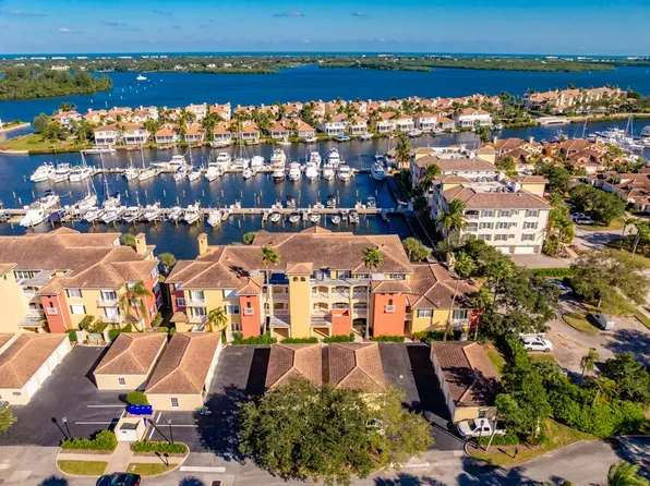 5520 N Harbor Village Dr APT 201, Vero Beach, FL 32967