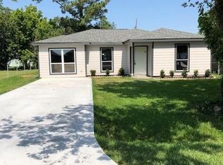 418 N 7th St, La Porte, TX 77571