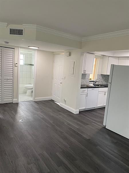 1st image of 1518 SE Royal Green Cir