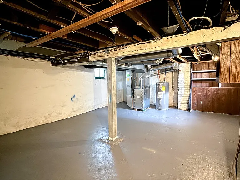 987 Boone St — Photo 33
