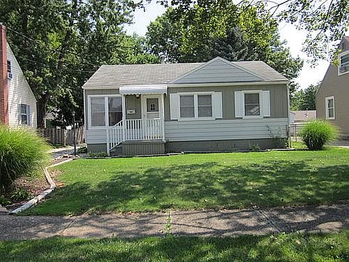 1st image of 2827 10th St