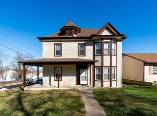 1301 4th St APT 3, Waynesboro, VA 22980