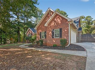 210 Riveredge Way, McDonough, GA 30252