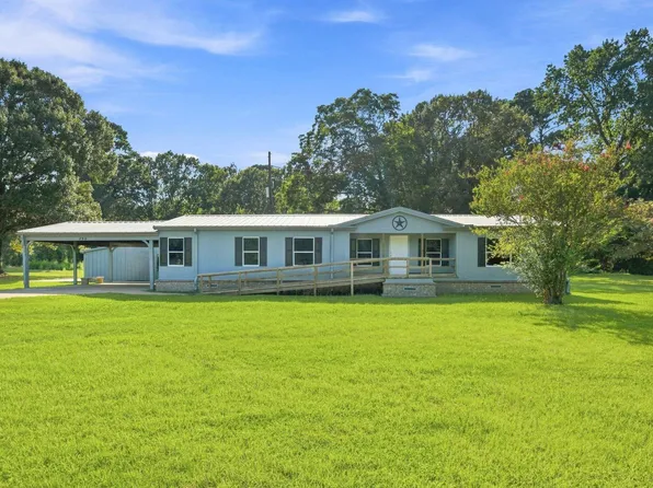 290 Monticello St, Trinity, TX 75862